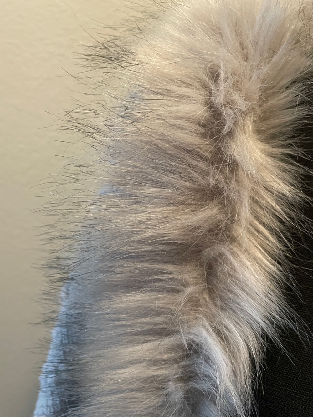 SHEIN Light Gray Knit Cape with Faux Fur Collar - Picture 5 of 5